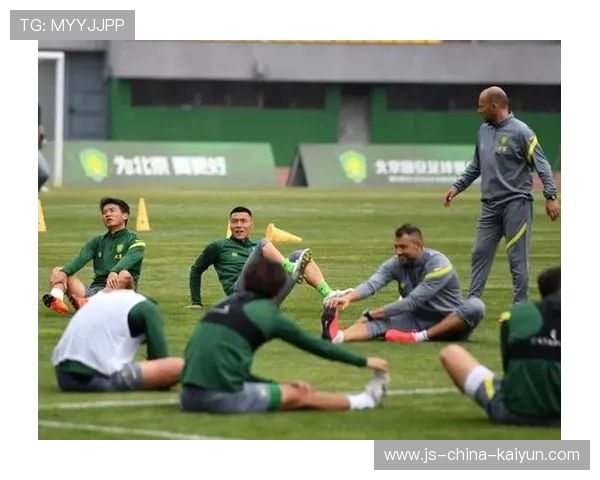 北京国安新援加盟，锋线火力十足