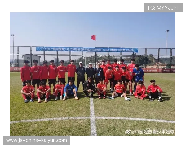 足球联赛在青训扶持中引导俱乐部建立学业训练双轨化管理制度，足球青训运营方案